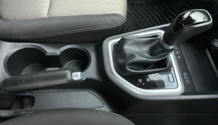 2018 Hyundai Creta SX AT 1.6 PETROL, Petrol, Automatic, 47,670 km, Gear Lever
