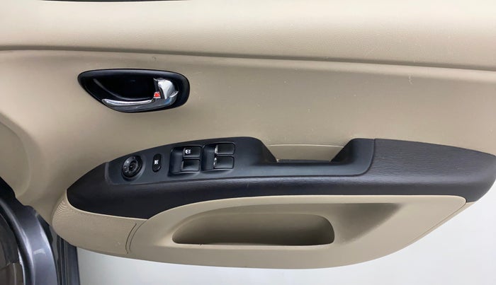 2013 Hyundai i10 SPORTZ 1.2, Petrol, Manual, 34,255 km, Driver Side Door Panels Control