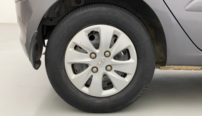 2013 Hyundai i10 SPORTZ 1.2, Petrol, Manual, 34,255 km, Right Rear Wheel