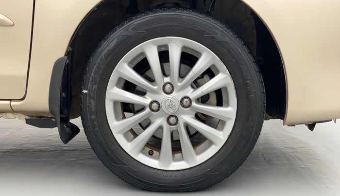 2012 Toyota Etios V, Petrol, Manual, 89,724 km, Right Front Wheel