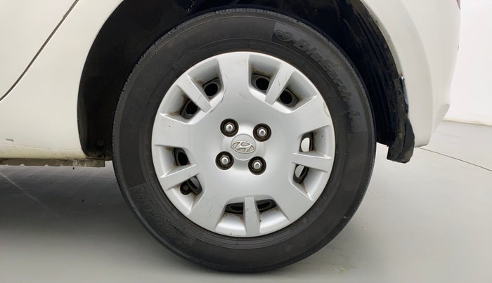 2013 Hyundai i20 MAGNA O 1.2, Petrol, Manual, 83,593 km, Left Rear Wheel