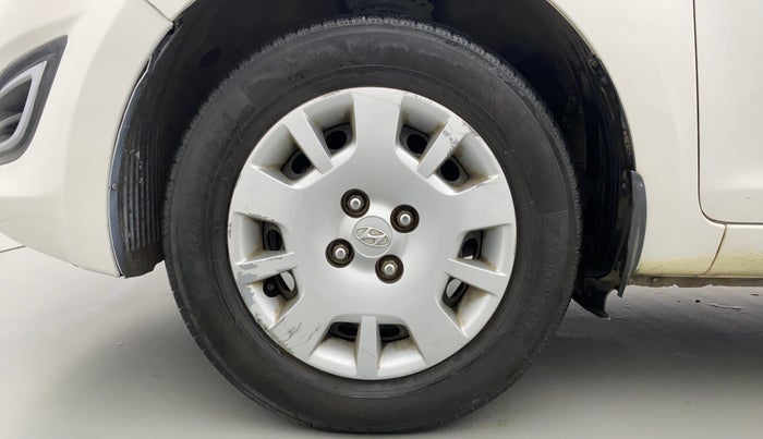 2013 Hyundai i20 MAGNA O 1.2, Petrol, Manual, 83,593 km, Left Front Wheel