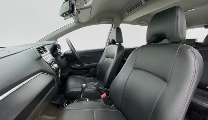 2016 Honda BR-V 1.5L I- DTEC V, Diesel, Manual, 97,433 km, Right Side Front Door Cabin