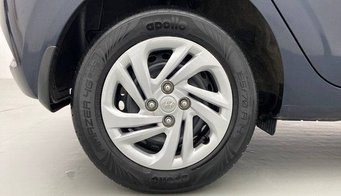 2020 Hyundai GRAND I10 NIOS MAGNA 1.2 AT, Petrol, Automatic, 2,869 km, Right Rear Wheel
