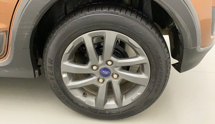 2020 Ford FREESTYLE TITANIUM PLUS 1.2 PETROL, Petrol, Manual, 14,023 km, Left Rear Wheel