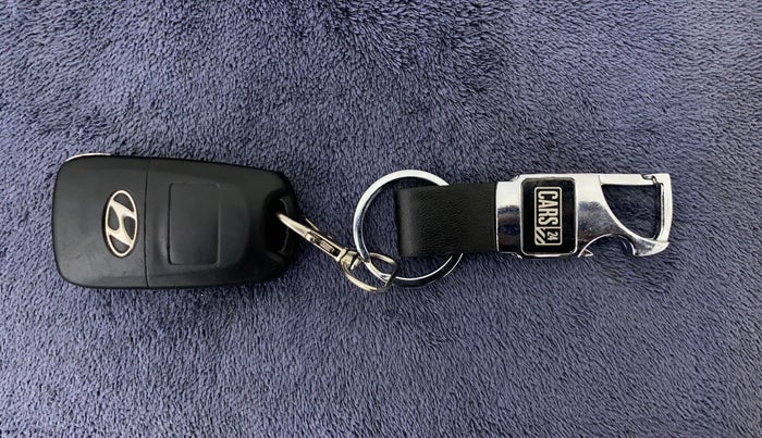 2014 Hyundai i10 SPORTZ 1.1 IRDE2, Petrol, Manual, 43,739 km, Key Close Up