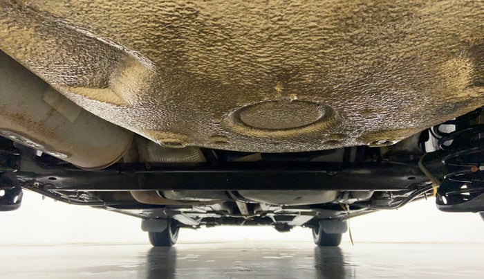 2014 Volkswagen Vento HIGHLINE DIESEL, Diesel, Manual, 41,469 km, Rear Underbody