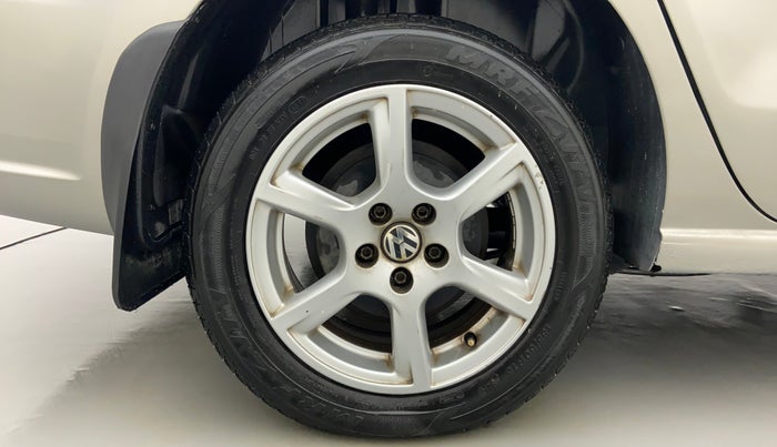 2014 Volkswagen Vento HIGHLINE DIESEL, Diesel, Manual, 41,469 km, Right Rear Wheel