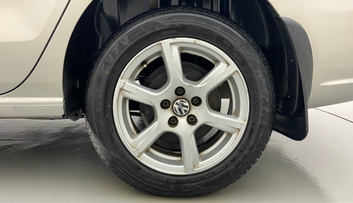 2014 Volkswagen Vento HIGHLINE DIESEL, Diesel, Manual, 41,469 km, Left Rear Wheel