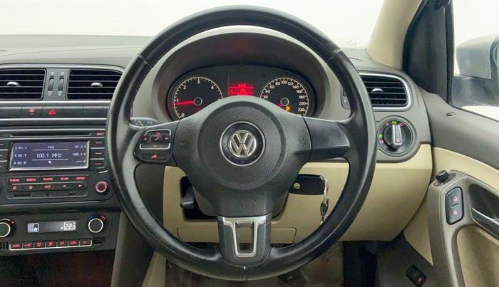 2014 Volkswagen Vento HIGHLINE DIESEL, Diesel, Manual, 41,469 km, Steering Wheel Close Up