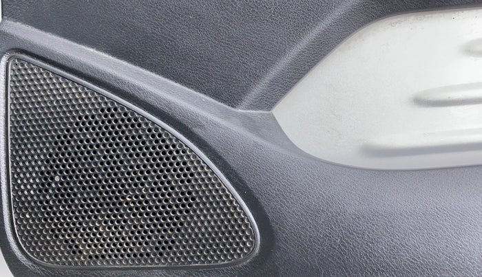 2019 Datsun Redi Go T (O), CNG, Manual, 42,127 km, Speaker