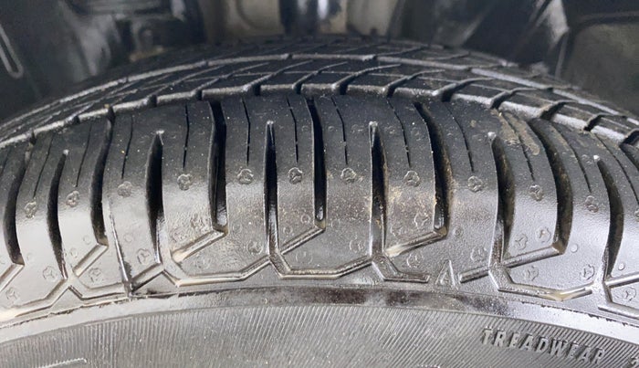 2019 Datsun Redi Go T (O), CNG, Manual, 42,127 km, Left Front Tyre Tread