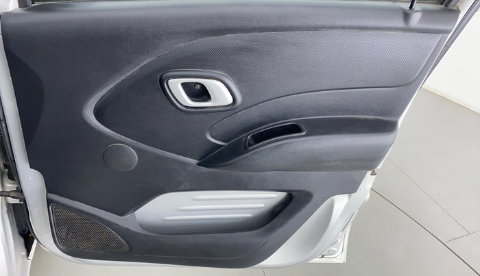 2019 Datsun Redi Go T (O), CNG, Manual, 42,127 km, Driver Side Door Panels Control