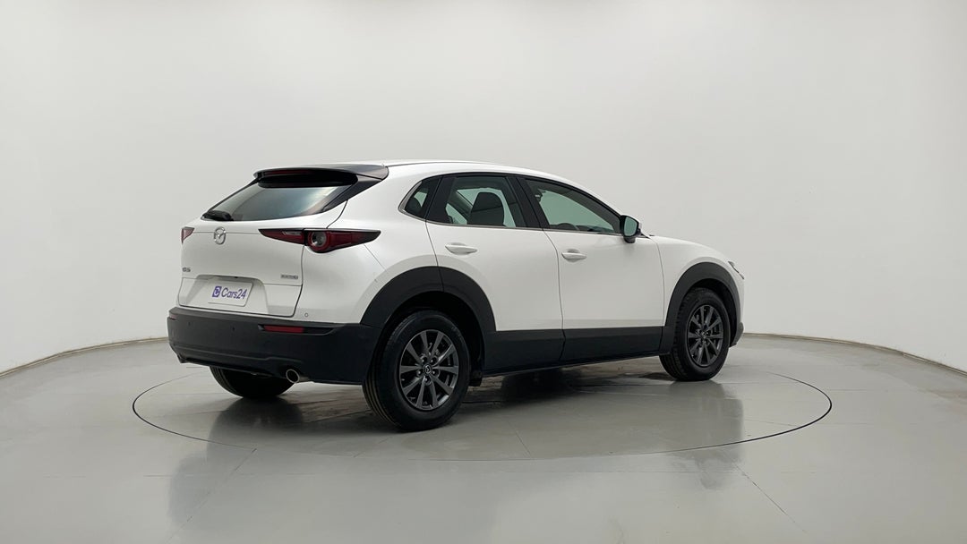 Right Back Diagonal (45- Degree) View