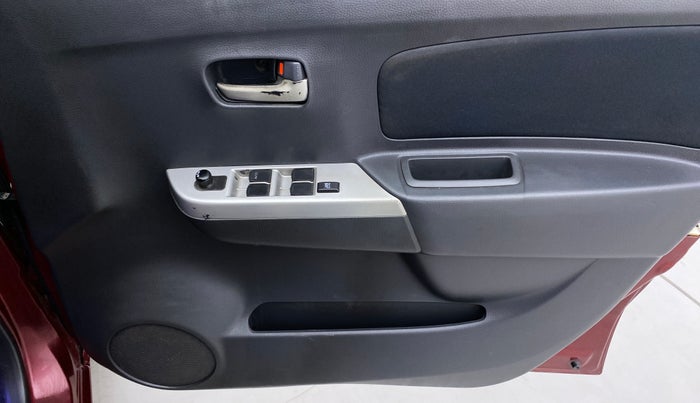 2012 Maruti Wagon R 1.0 VXI, Petrol, Manual, 81,985 km, Driver Side Door Panels Control