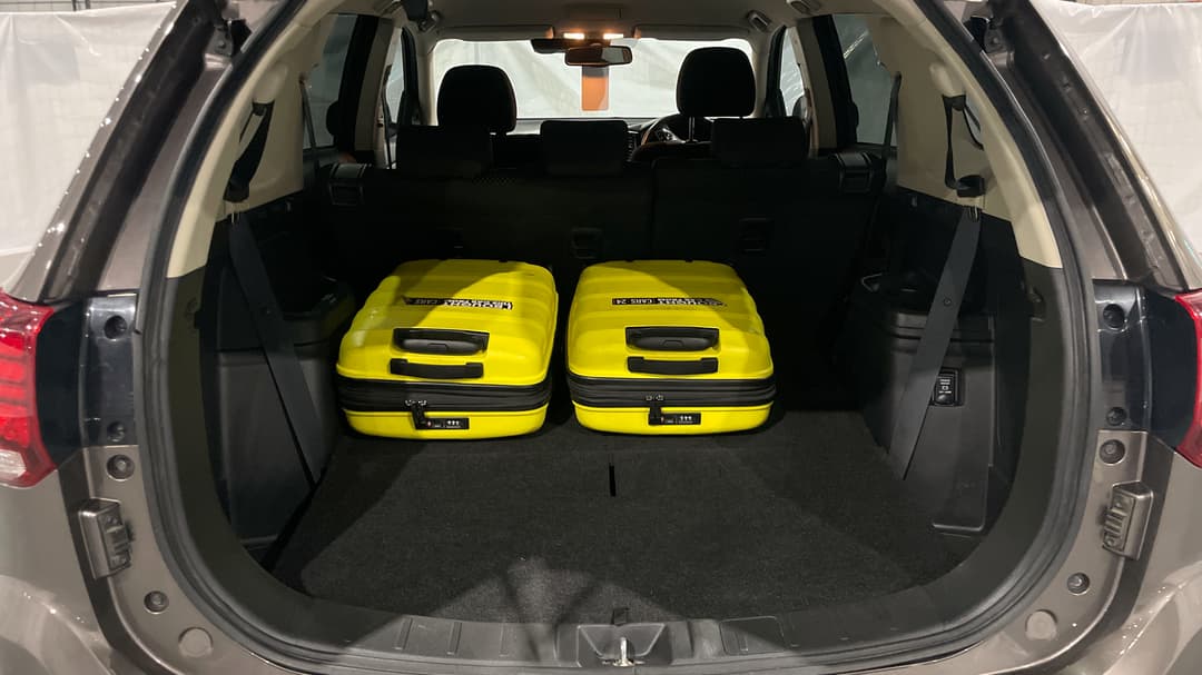 2018 Mitsubishi Outlander Ls 7 Seat (AWD), Automatic, 115217 km, Boot Inside View with Luggage