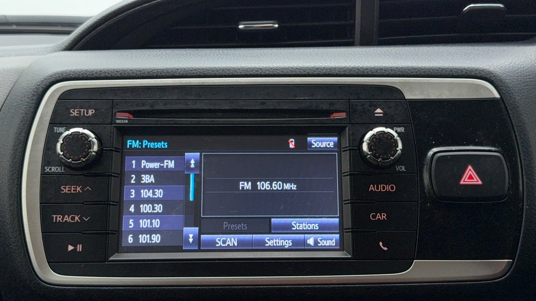 2015 Toyota Yaris Ascent, Manual, 102876 km, Infotainment System