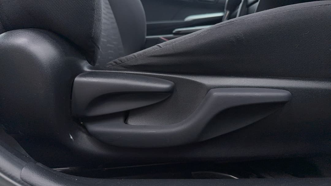 2016 Toyota Camry Altise, Automatic, 110400 km, Drivers Side Adjustment Panel
