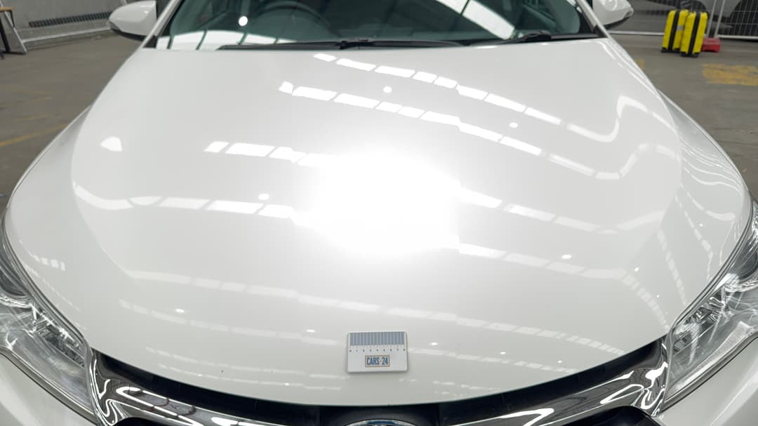 2016 Toyota Camry Altise, Automatic, 110400 km, Bonnet Chip