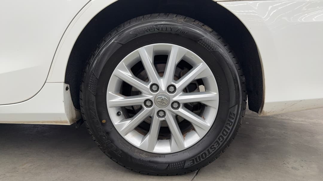 2016 Toyota Camry Altise, Automatic, 110400 km, Left Rear Wheel