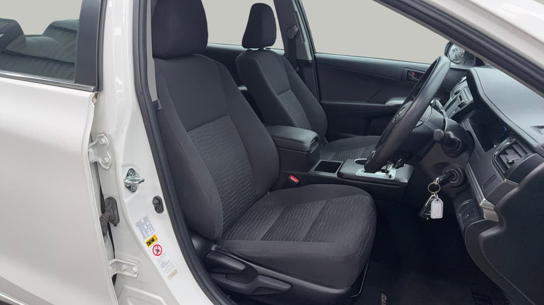 2016 Toyota Camry Altise, Automatic, 110400 km, Right Side Front Door Cabin View
