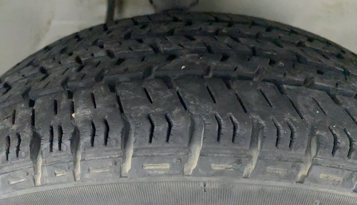 2018 Maruti Alto K10 VXI P, Petrol, Manual, 23,981 km, Right Front Tyre Tread