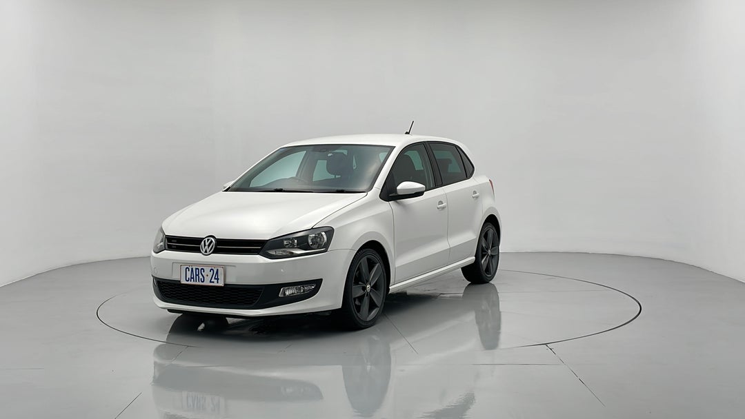 Left Front Diagonal (45- Degree) View