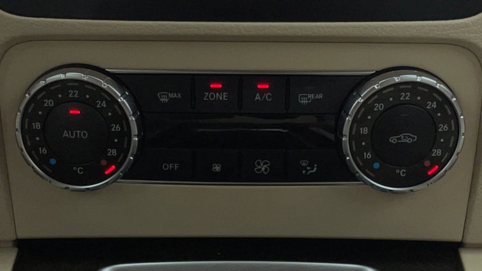 Mercedes Benz Glk Class 250-Automatic Climate Control
