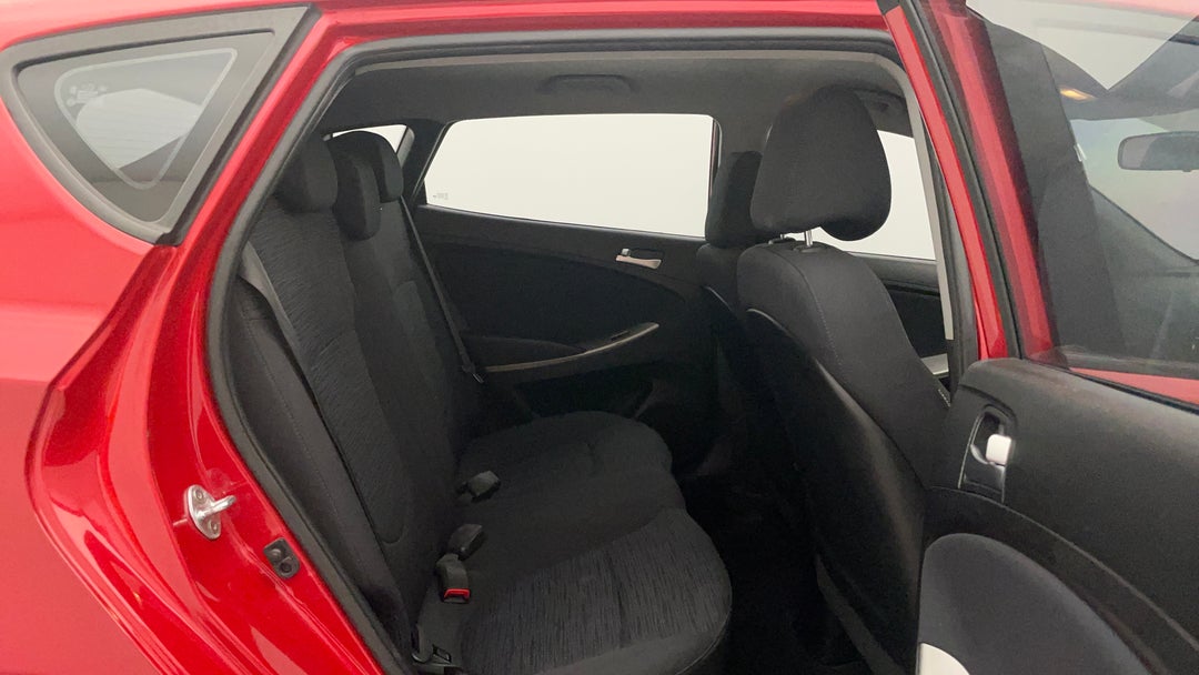 2015 Hyundai Accent Sr, Automatic, 144335 km, Right Side Rear Door Cabin View