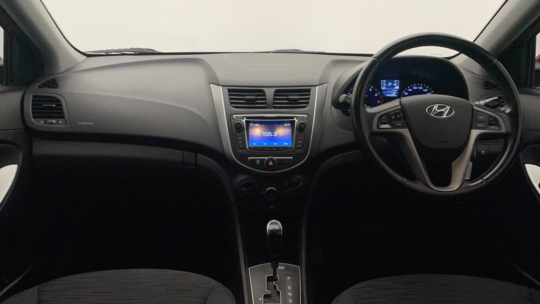 2015 Hyundai Accent Sr, Automatic, 144335 km, Dashboard View