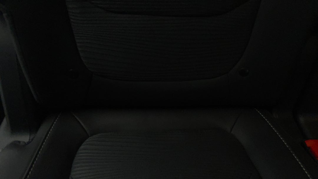 2023 LDV D90 (2WD), Automatic, 28472 km, Child Seat Anchor Points