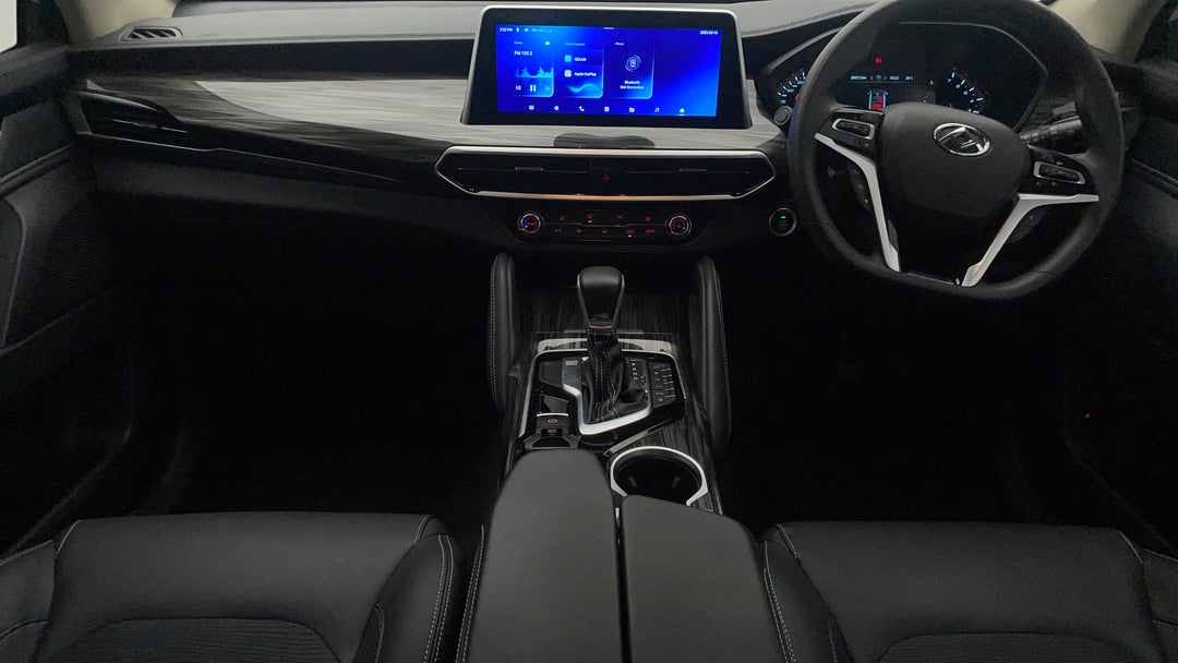 2023 LDV D90 (2WD), Automatic, 28472 km, Center Console