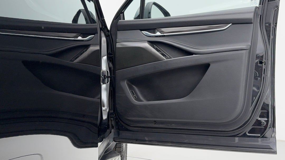 2020 LDV D90 Executive (4WD) D20, Automatic, 114273 km, Speaker View