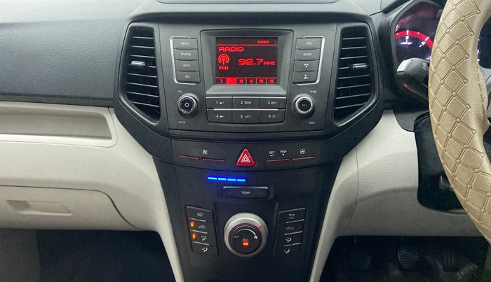 2020 Mahindra XUV300 W4 1.5 DIESEL, Diesel, Manual, 42,268 km, Air Conditioner