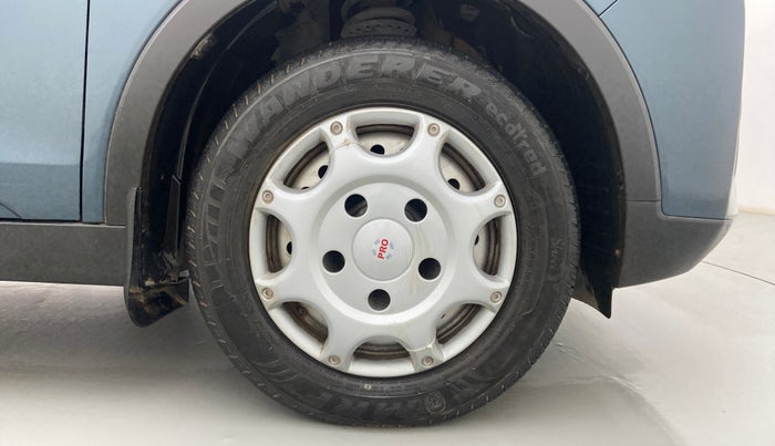 2020 Mahindra XUV300 W4 1.5 DIESEL, Diesel, Manual, 42,268 km, Right Front Wheel