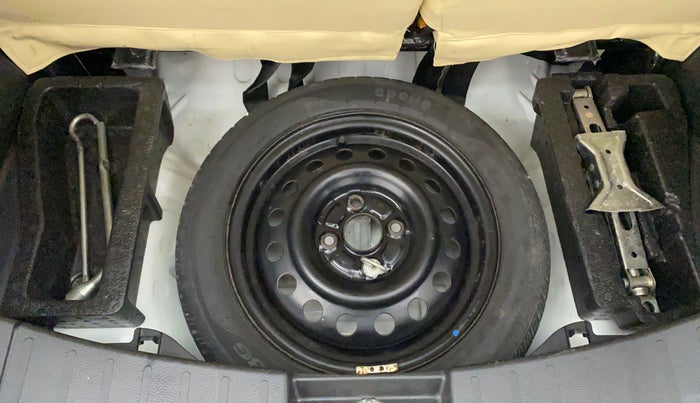 2016 Maruti Wagon R 1.0 VXI, Petrol, Manual, 40,135 km, Spare Tyre