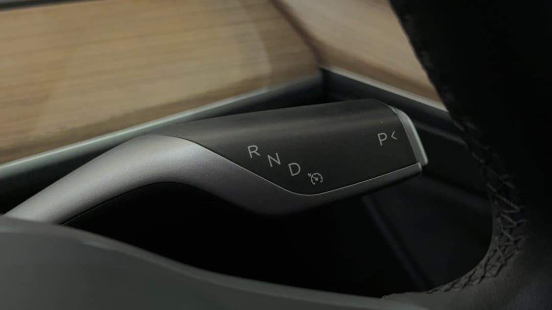 2023 Tesla Model 3 Rear-wheel Drive, Automatic, 40663 km, Gear Lever 