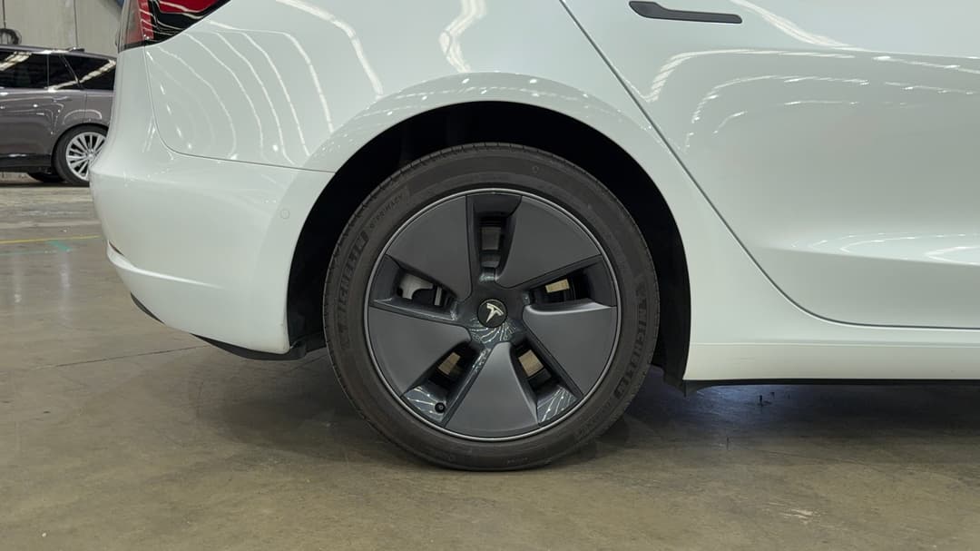 2023 Tesla Model 3 Rear-wheel Drive, Automatic, 40663 km, Right Rear Wheel