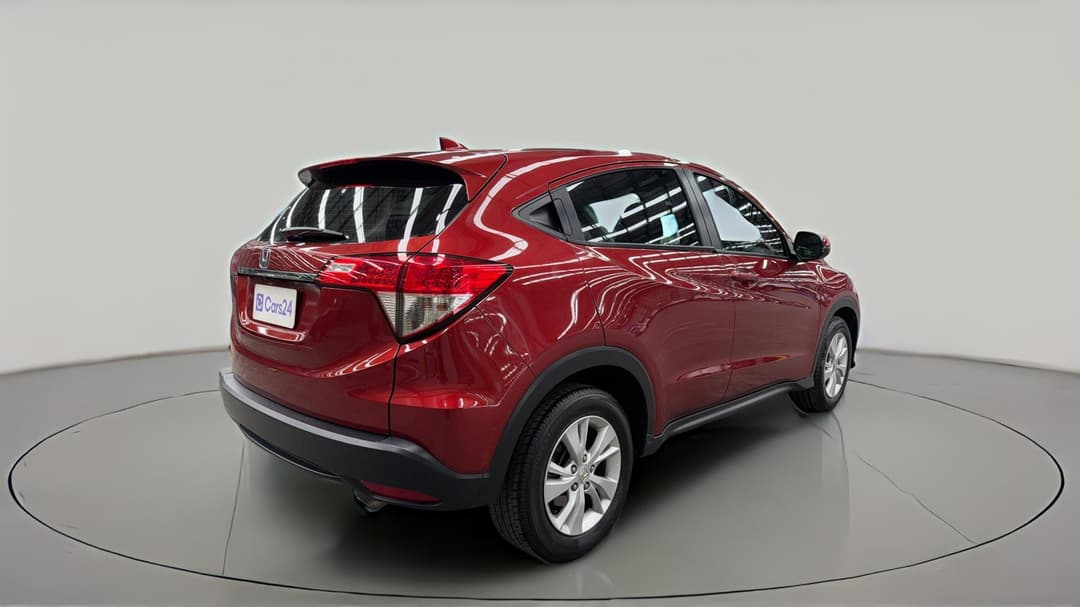 2019 Honda HR-V Vti, Automatic, 75621 km, Right Back Diagonal (45- Degree) View
