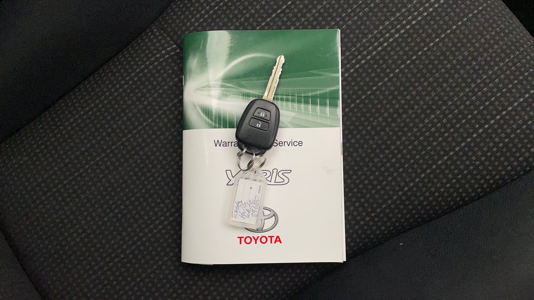 2017 Toyota Yaris Ascent, Automatic, 94768 km, Key Close-up