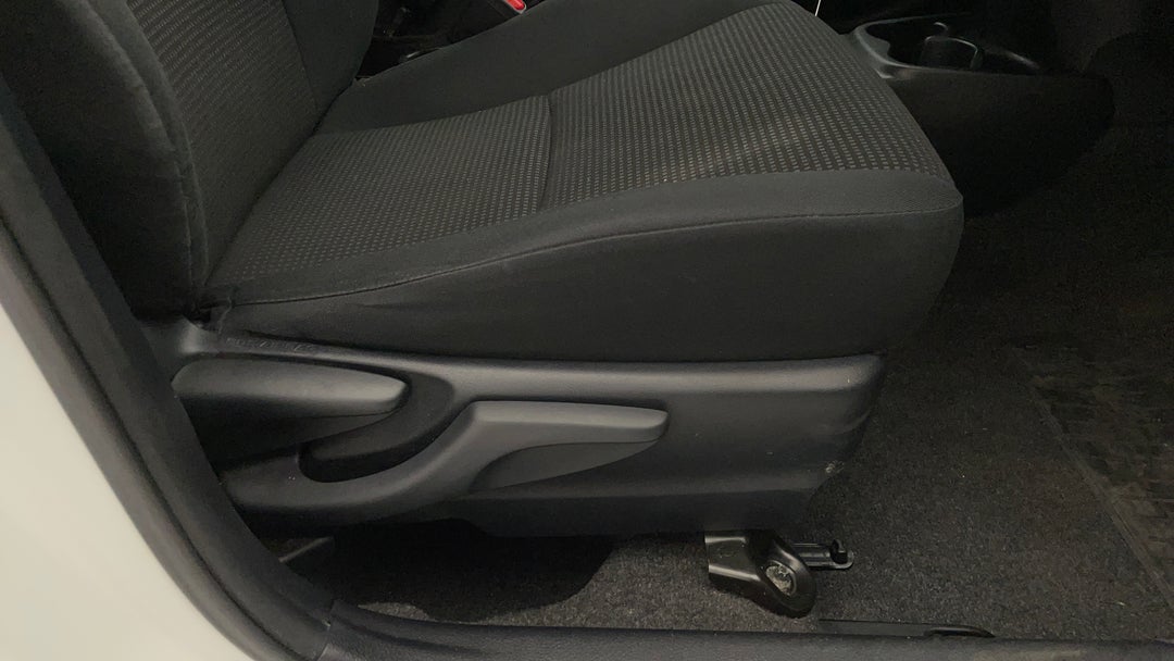 2017 Toyota Yaris Ascent, Automatic, 94768 km, Drivers Side Adjustment Panel