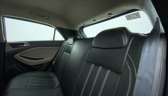 2016 Hyundai Elite i20 SPORTZ 1.2, Petrol, Manual, 52,015 km, Right Side Rear Door Cabin