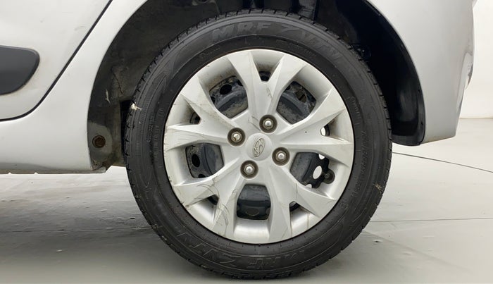 2016 Hyundai Grand i10 SPORTZ 1.2 KAPPA VTVT, Petrol, Manual, 41,046 km, Left Rear Wheel