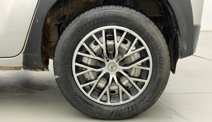 2018 Mahindra KUV 100 NXT K2 P 6 STR, CNG, Manual, 79,461 km, Left Rear Wheel