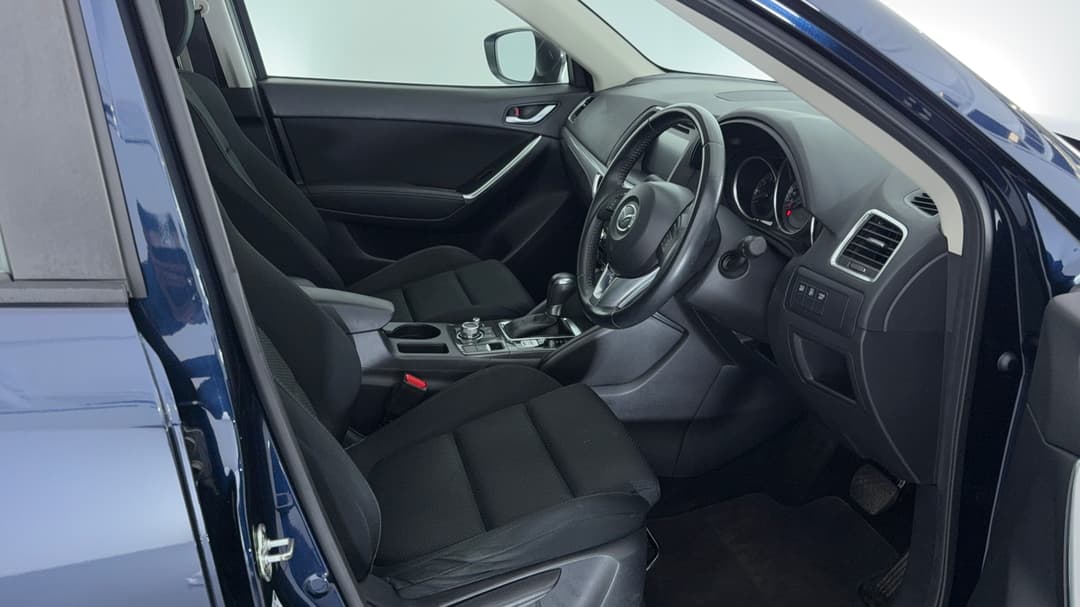 2016 Mazda CX-5 Maxx Sport (4x2), Automatic, 102043 km, Right Side Front Door Cabin View