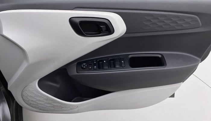 2020 Hyundai GRAND I10 NIOS MAGNA 1.2 AT, Petrol, Automatic, 60,597 km, Driver Side Door Panels Control