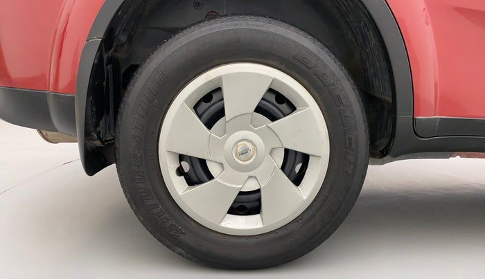2014 Mahindra XUV500 W6, Diesel, Manual, 94,165 km, Right Rear Wheel