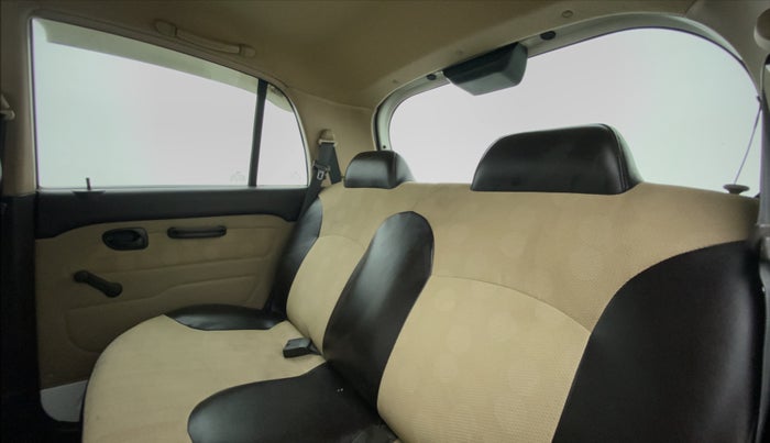 2013 Hyundai Santro Xing GL PLUS, Petrol, Manual, 28,320 km, Right Side Rear Door Cabin
