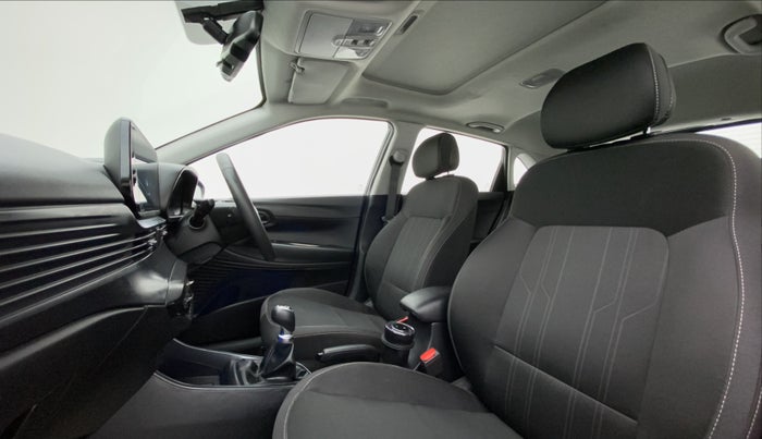 2021 Hyundai NEW I20 ASTA (O) 1.2 MT, Petrol, Manual, 8,751 km, Right Side Front Door Cabin