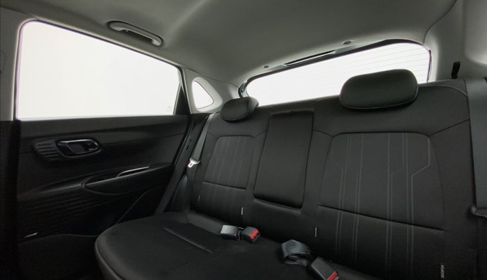 2021 Hyundai NEW I20 ASTA (O) 1.2 MT, Petrol, Manual, 8,751 km, Right Side Rear Door Cabin